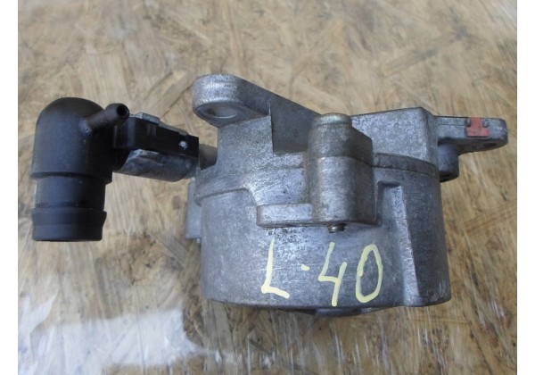вакуумний насос Renault 2.0 dci, M9R, 8200683981