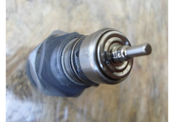 Датчик тиску палива в рейці Renault 2.0 dci, M9R, 0281002800, 226706711R, 8200610770
