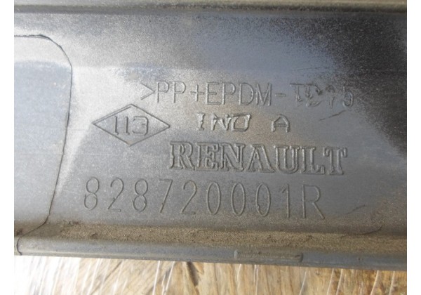 Молдинг задніх правих дверей Renault Laguna III, хетчбек, 828720001R