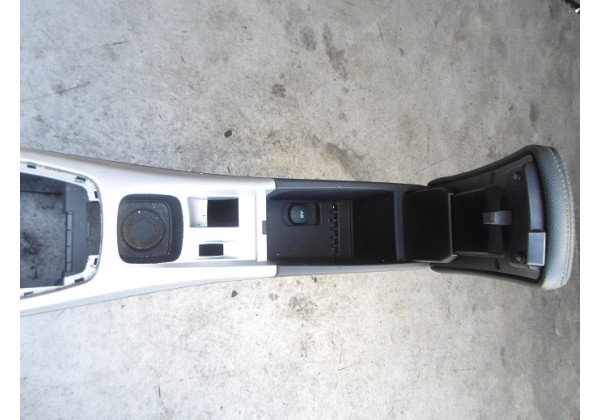 Центральна консоль, попільничка, рамка куліси КПП, підлокітник Renault Laguna 3, 969120050R
