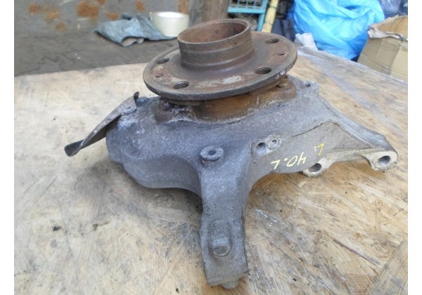 Цапфа передня ліва з ABS Renault Laguna III, 400150006R, 402104630R