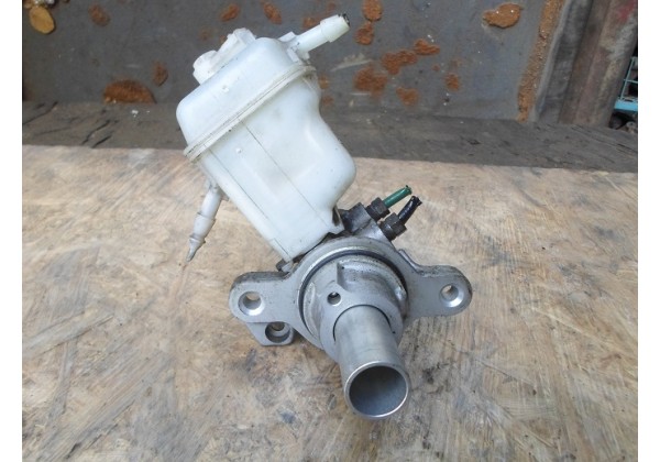 Головний гальмівний циліндр Renault Laguna III, 460110001R, 460910005R, 0204051440
