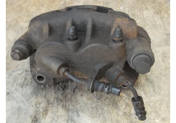 Супорт передній правий R16, два шланга Renault Master II, 7701206726, 7701049696