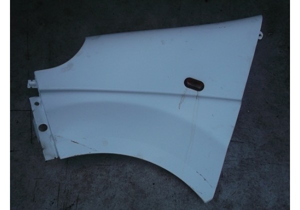 Крило передне ліве Renault Trafic II, 7782524451*