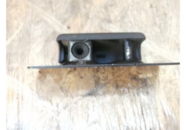 Напрямна замка задніх правих дверей Renault Trafic II, 01-07, 8200082777, 8200006253 *