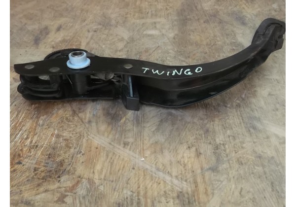 Педаль щеплення Renault Twingo 