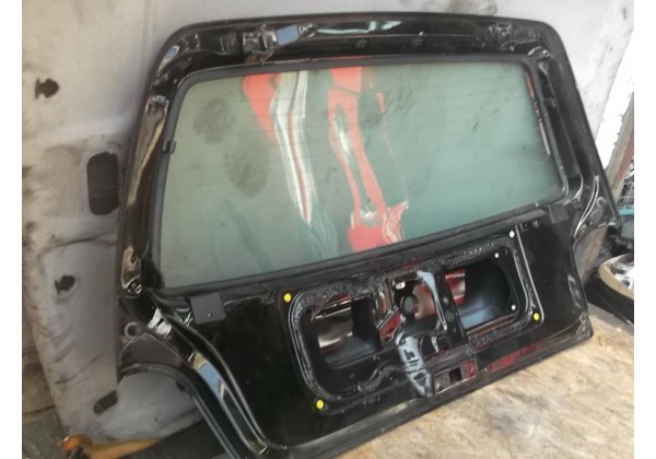 Кришка багажника Renault Twingo 