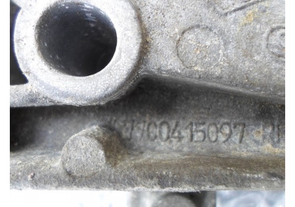 Кронштейн кріплення КПП Renault, 7700415097