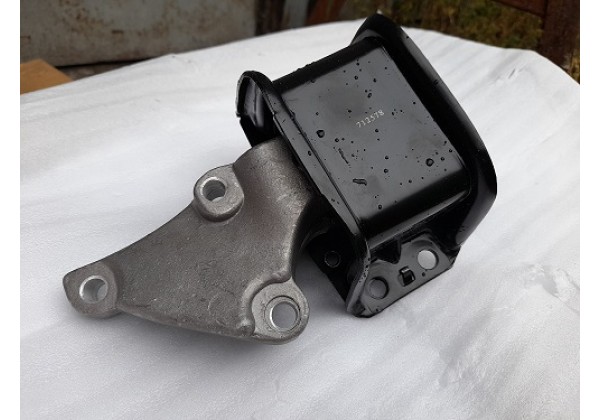 Подушка (опора) двигуна права верхня Peugeot 307, 2.0 HDi, 183993, 9636270080 *