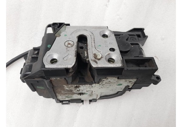 Замок бічної правої зсувної дверки для вантажного, один трос, Renault Kangoo 2, 8200497719