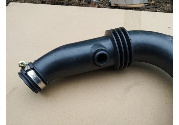 патрубок турбіни Renault 1,5 dci, 8200280084, 8200368252