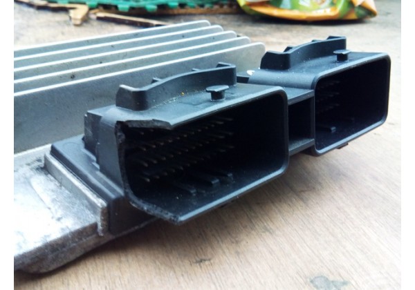 Блок управління двигуном (Комп'ютер) Renault Kangoo , Clio II , Twingo 1.2 16V , 8200181482 , 8200229098