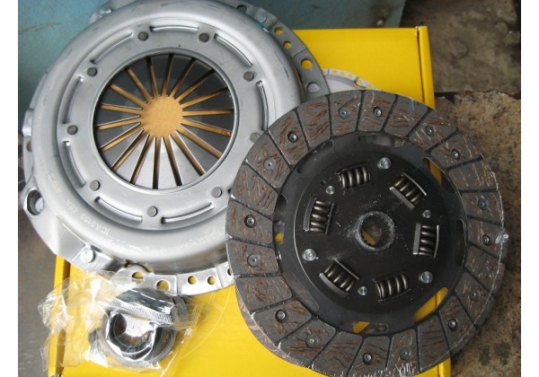 Комплект зчеплення  Peugeot, Citroen 1.6 16V, 1.8, 1.8 d, 1.9 d, 1.9 td, DW 8, 205053, 205055, 205054