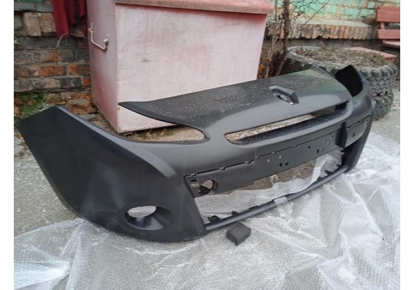 Бампер передній Renault Clio III, 09-12, 7701479263