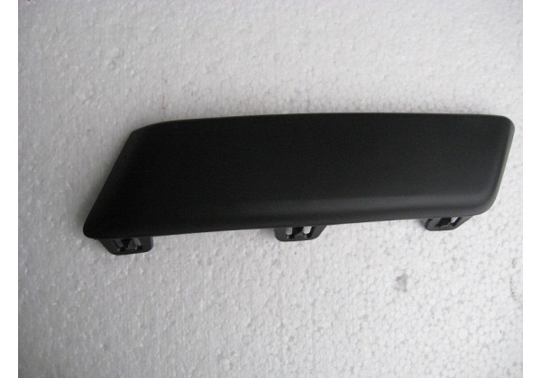 Накладка переднього бампера ліва Renault Megane III, 620750002R