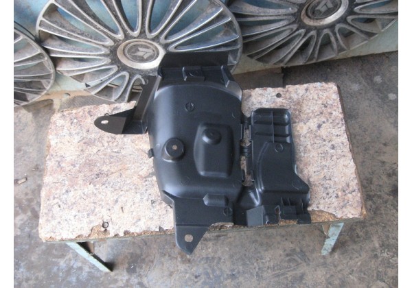 Захист двигуна передній правий Renault Logan II, Sandero II, Duster, 2013-2019, 638302752R