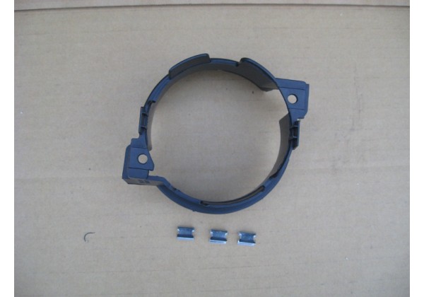 Рамка противотуманної фари права Renault Logan, 6001546785, до 2008 року