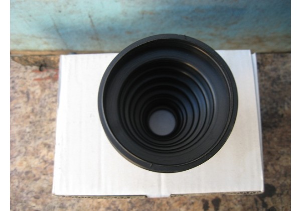 пильник шруса зовнішній, з боку колеса Renault Kangoo II, Clio III, IV, Modus, Megane III, Fluence, Duster, Scenic III 1.5 dci, 7701209251