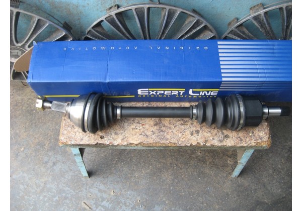 Полуось ліва, приводний вал Peugeot Expert II, Fiat Scudo II, CItroen Jumpy II 2.0 hdi, 1497187088, 3272NP