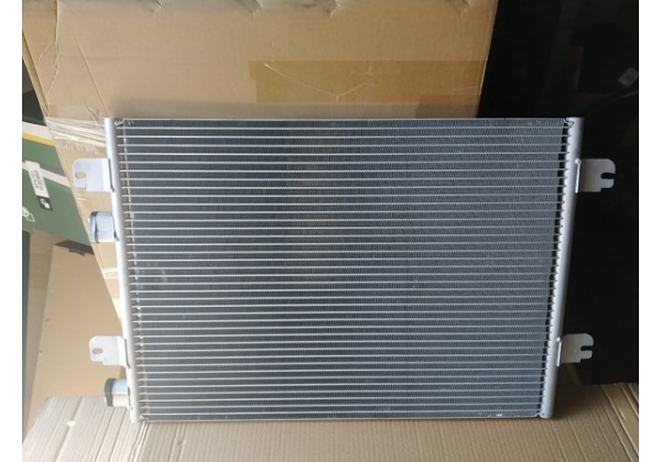 Радіатор кондиціонера Renault Sandero, Logan, MSV, Duster, 8200191738, 921007794R, 8200741257