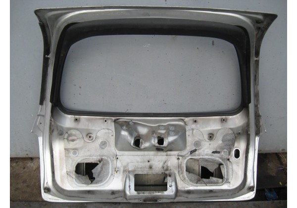 кришка багажника Peugeot 407 SW,гола