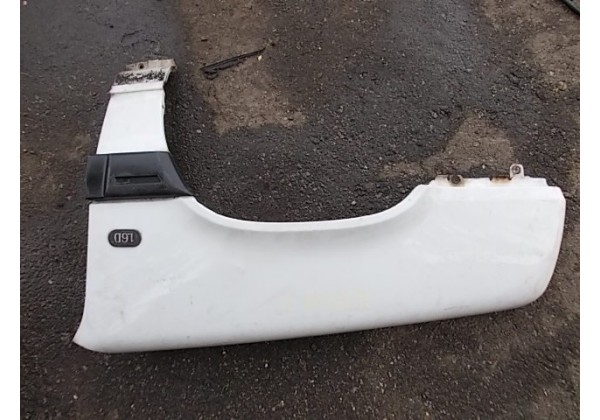 крило Рено Рапід