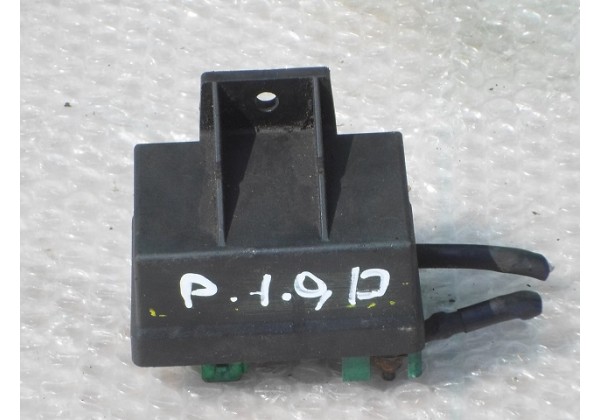 Реле свічок розжарювання Citroen AX,Xsara,Saxo,Berlingo,Xsantia,Jumpy,Jumper,Peugeot 106,306,С5,405,Boxer,Expert,Partner 96165823,штеккер на 5 пінов