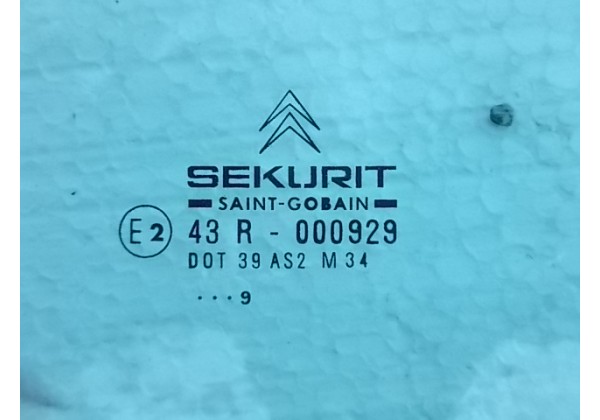 скло Сітроен Ксантія,праве переднє
