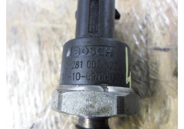 Датчик тиску подачі палива Renault Laguna II, Scenic II, Espace IV, Master II, Trafic II, Megane II, Kangoo 1.9, 2.2, 2.5 dci, Bosch, 0281002522, 7701068387