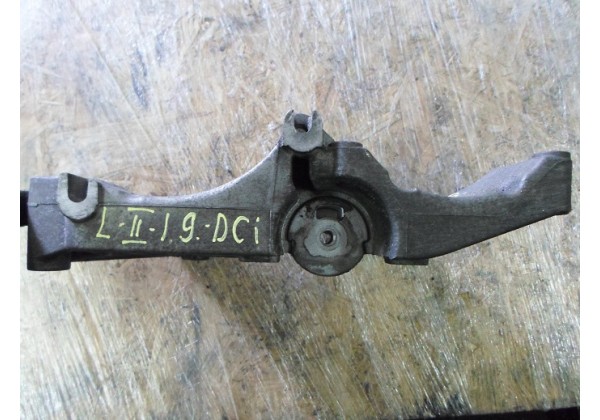 кронштейн генератора Renault Laguna II, Megane II, Scenic II 1.9 dci, 8200100143
