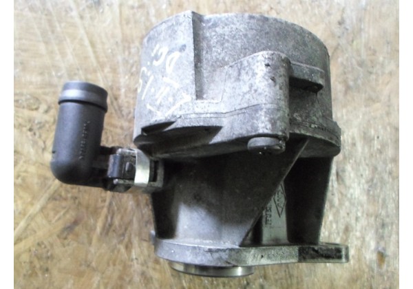 Вакуумний насос Renault Trafic II, Megane II, Scenic II, Laguna II, Master II, Espace IV 1.9 dci, 8200322916, 8200123491 