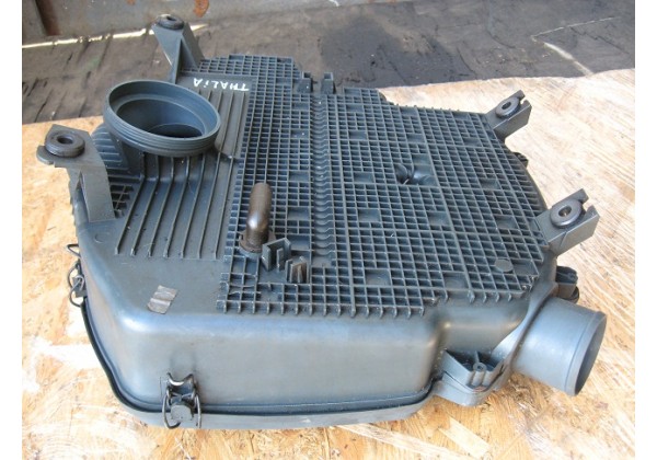 Корпус повітряного фільтра Renault 1.4, 7700274106, 7700274216