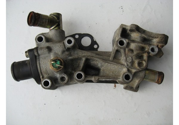 Корпус термостата Peugeot , Citroen 2.0 16V, 9638414480