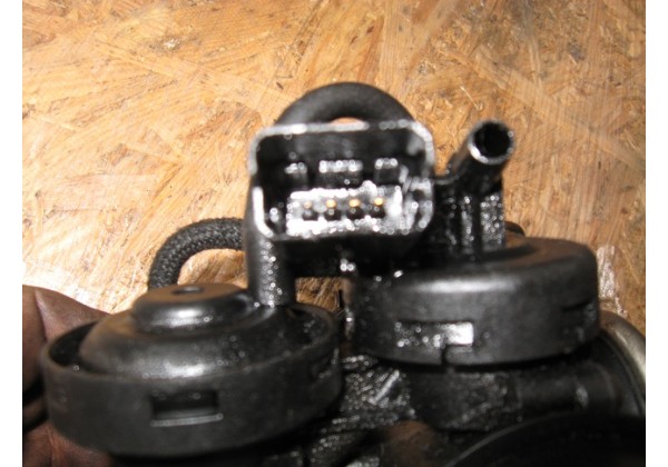 Клапан EGR механічний з заслінкою, клапан повернення ОГ Peugeot, Citroen 1.9 d, DW8, 9636675680, 0928400408