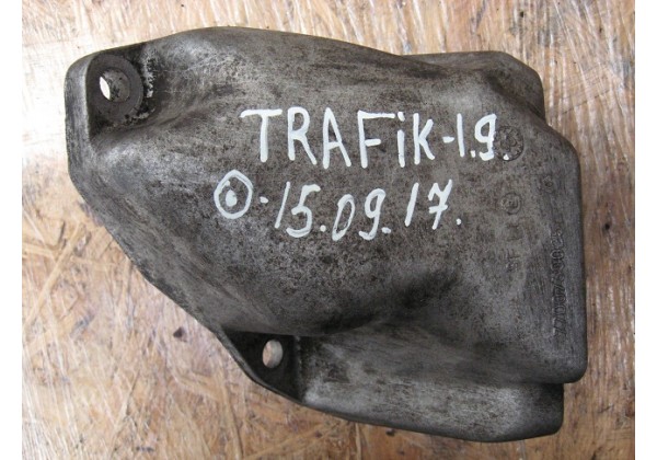 кронштейн,опора двигуна права Renault Trafic, Kangoo 1.9 d, 7700739025
