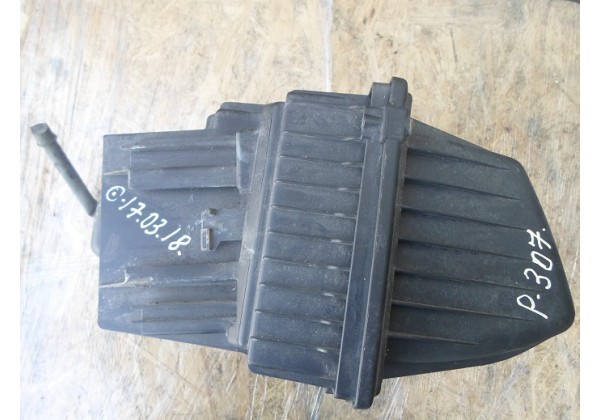 корпус повітряного фільтра Peugeot 307, Citroen C4 2.0 hdi, 9645458480