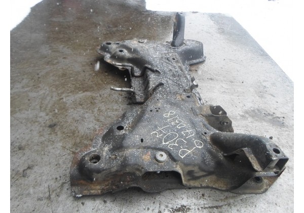 балка двигуна, підрамник Peugeot 307 SW, універсал