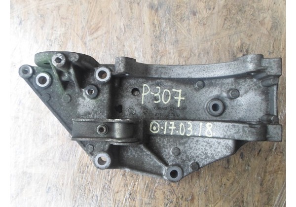кронштейн генератора Peugeot, Citroen 2.0 hdi, 9682367380