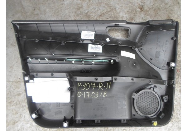 обшивка передньої дверки, ( права, ліва ) Peugeot 307 SW, 05-08, універсал