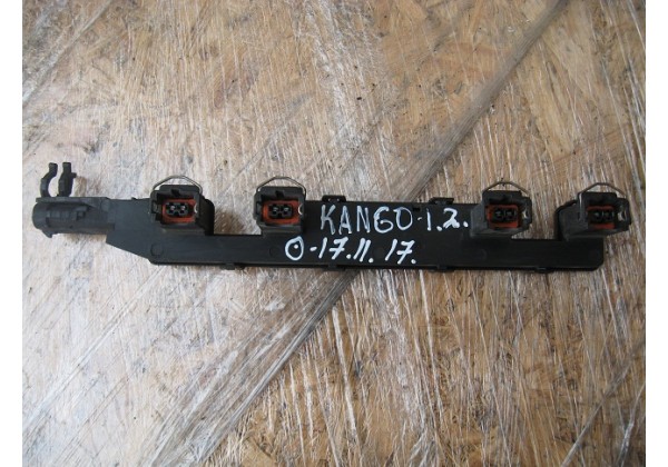 паливна рампа Renault Clio II, Symbol II, Twingo, Kangoo 1.2, 7700109066, 7700108667