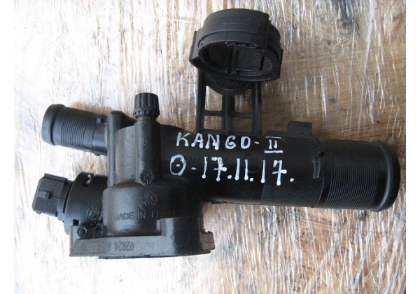 корпус термостатa, термостат Renault 1.5 dci, K9K, 558751, 8200558751, 8200400553, 110605536R, 8200954328, 110603026R