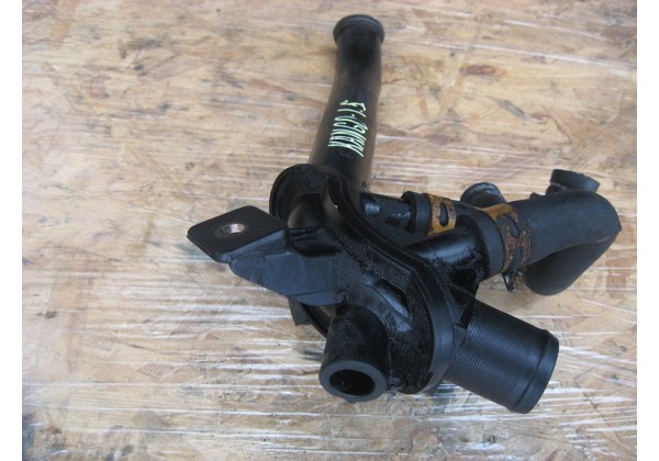 Патрубок системи охолодження, металевий Renault 1.5 dci, 8200557831, 8200089768