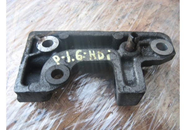 Кронштейн двигуна Peugeot, Citroen 1.4, 1.6 hdi, 9656125280