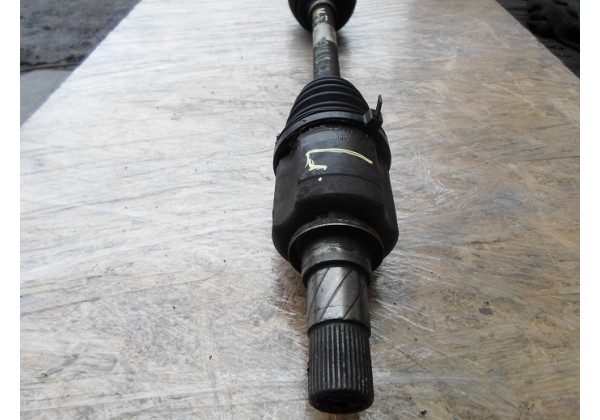 Піввісь передня ліва Renault Scenic III, Megane III, Fluence 1.6, 1.9 dci, 8200725510, 7711497440