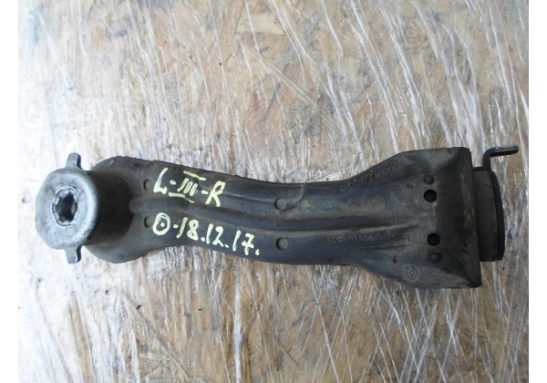 Кронштейн передньої балки лівий Renault Laguna III, 543170002N