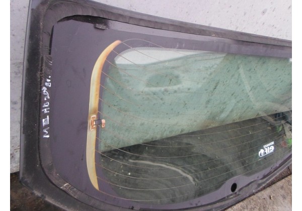 Скло заднє в кришку багажника Renault Megane III, хетчбек, 5 дверей