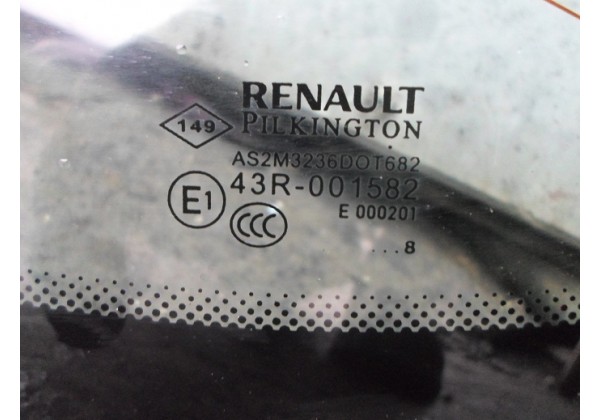 Скло заднє Renault Laguna III, хетчбек