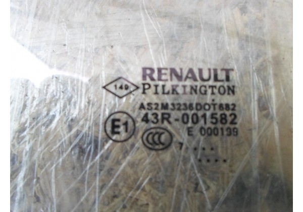 Скло двері задньої лівої Renault Laguna III