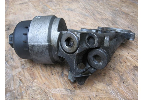Корпус масляного фільтра Citroen, Peugeot 1.4, 1.6, KFW, TU3JP, 9646043180