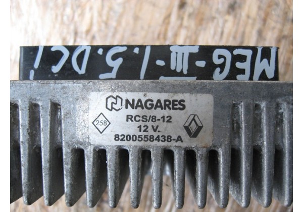 Реле свічок накалу Renault Master III, Megane II, III, Scenic II, III, Fluence, Logan II, Kangoo II, Clio III, Modus, Laguna II, III, 8200558438